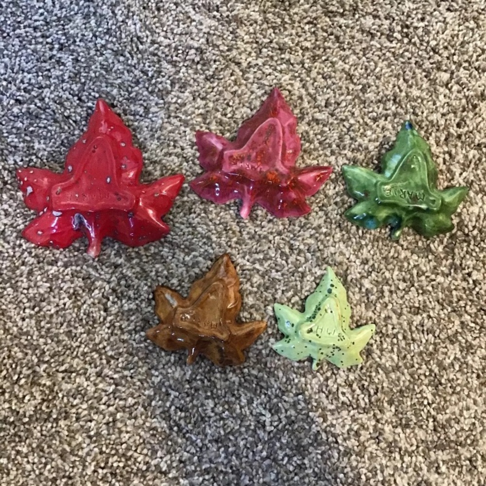 5 Hand Made Art Iridescent Colors Leaf Shaped Nesting Plates small - Picture 2 of 5